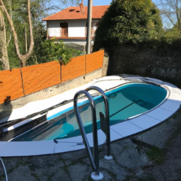 Réparez les dommages de votre piscine rapidement et efficacement avec un service professionnel Vitre